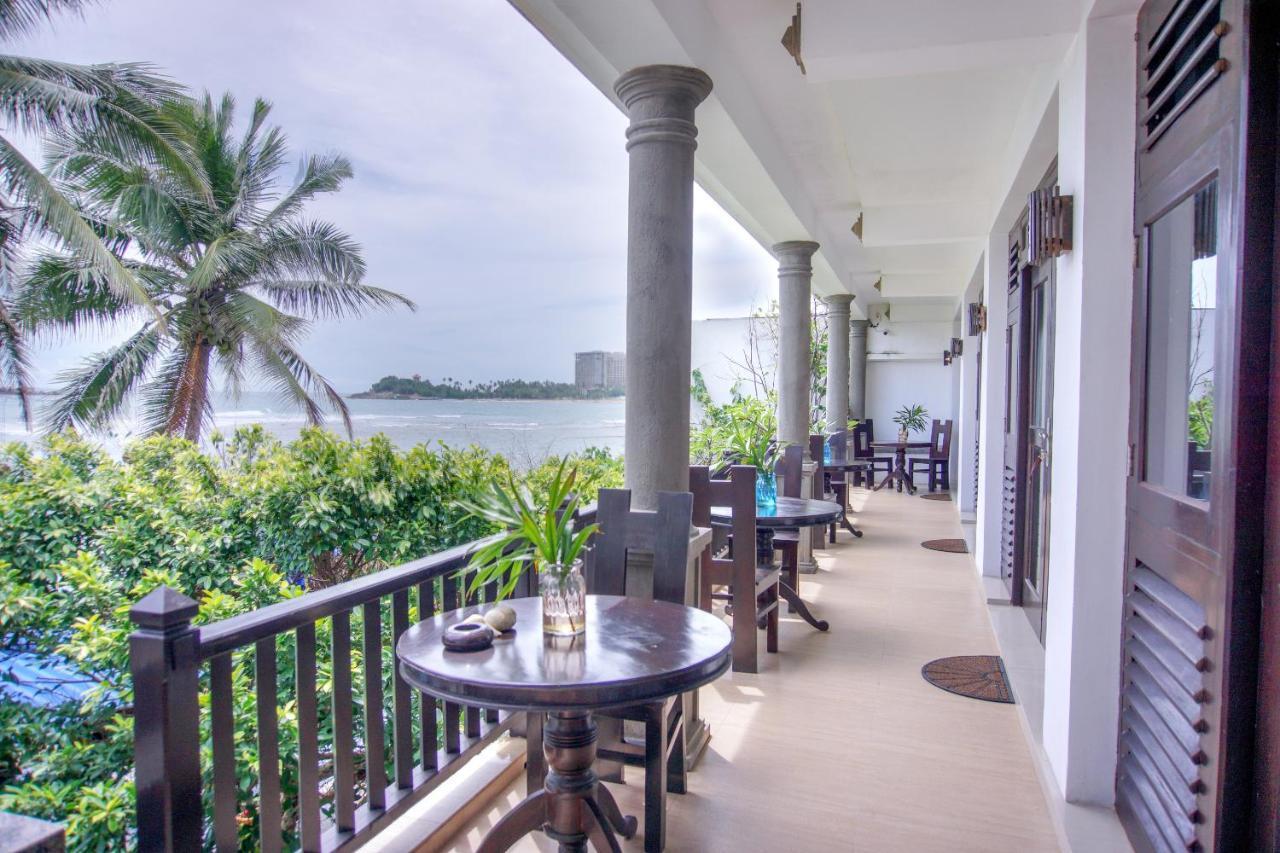 Beach Castle Unawatuna Exterior foto