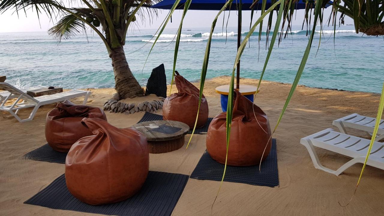 Beach Castle Unawatuna Exterior foto
